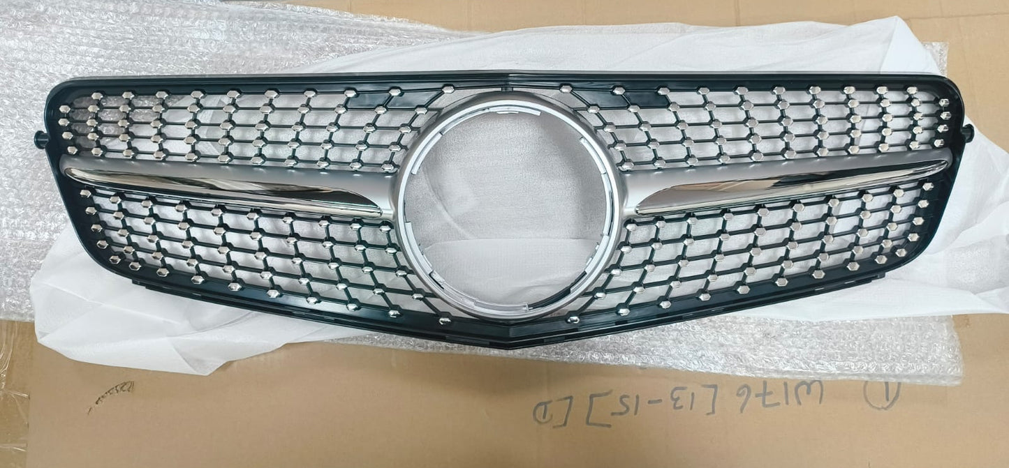 Diamond Grille for Mercedes-Benz C-Class W204 (2008–2014) – Starry Silver