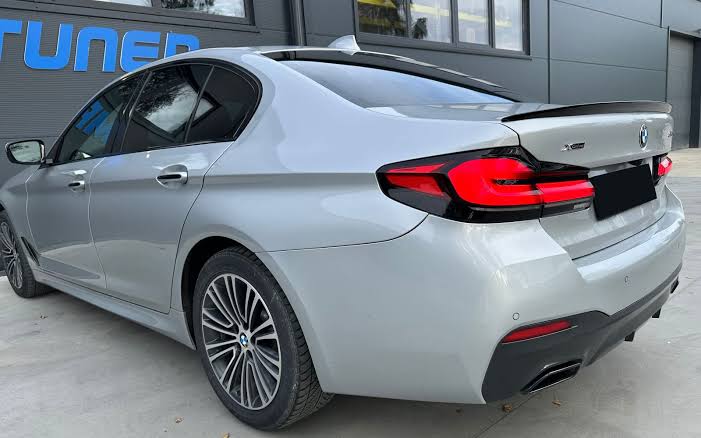 BMW 5 Series G30 M5 (2018-2023) Rear Spoiler |  Gloss Black ABS | Adhesive