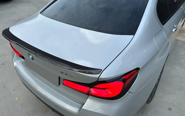 BMW 5 Series G30 CS Style (2018-2023) Rear Spoiler | Carbon  Look ABS | Adhesive